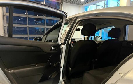 Citroen C4 II рестайлинг, 2013 год, 689 000 рублей, 23 фотография