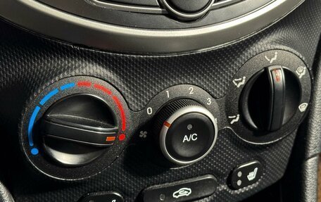 Hyundai Solaris II рестайлинг, 2013 год, 929 000 рублей, 18 фотография