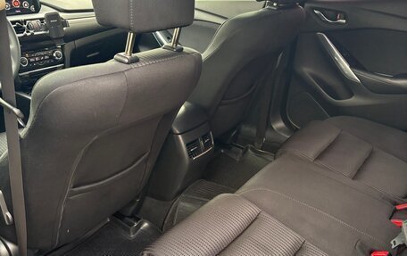 Mazda 6, 2017 год, 1 990 000 рублей, 13 фотография