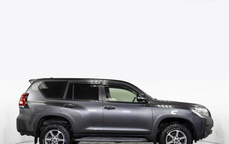 Toyota Land Cruiser Prado 150 рестайлинг 2, 2018 год, 4 495 000 рублей, 4 фотография