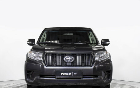 Toyota Land Cruiser Prado 150 рестайлинг 2, 2018 год, 4 495 000 рублей, 2 фотография