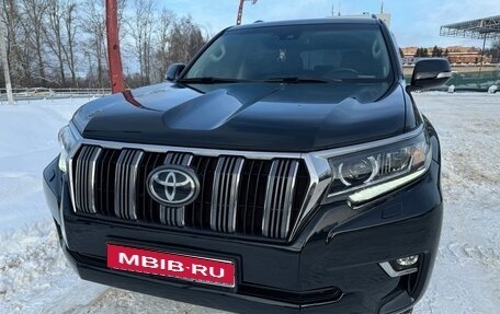 Toyota Land Cruiser Prado 150 рестайлинг 2, 2021 год, 5 500 000 рублей, 1 фотография