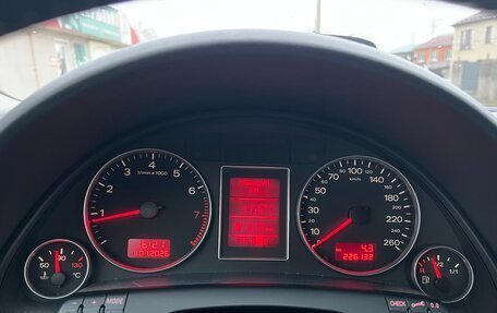 Audi A4, 2006 год, 630 000 рублей, 25 фотография