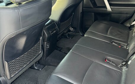 Toyota Land Cruiser Prado 150 рестайлинг 2, 2021 год, 5 500 000 рублей, 7 фотография