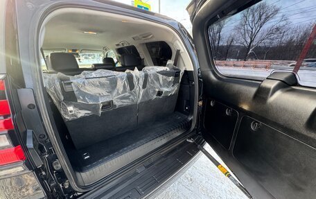 Toyota Land Cruiser Prado 150 рестайлинг 2, 2021 год, 5 500 000 рублей, 5 фотография