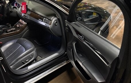 Audi A8, 2012 год, 1 500 000 рублей, 13 фотография