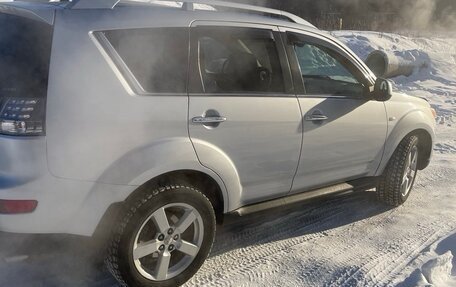 Mitsubishi Outlander III рестайлинг 3, 2008 год, 1 100 000 рублей, 6 фотография