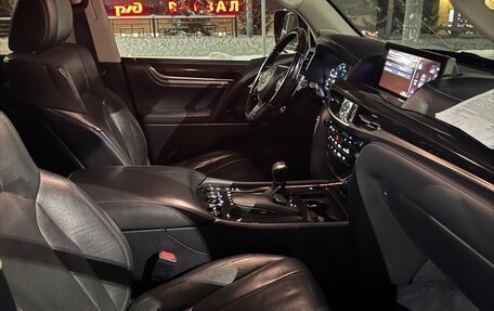 Lexus LX III, 2016 год, 7 фотография