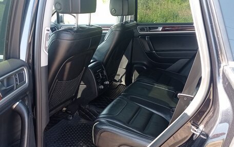 Volkswagen Touareg III, 2011 год, 2 250 000 рублей, 5 фотография