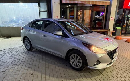 Hyundai Solaris II рестайлинг, 2021 год, 1 535 000 рублей, 4 фотография