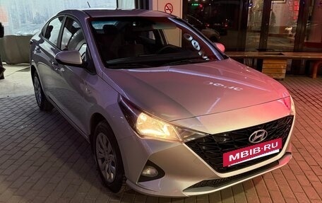 Hyundai Solaris II рестайлинг, 2021 год, 1 535 000 рублей, 2 фотография