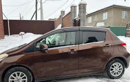 Toyota Vitz, 2012 год, 860 000 рублей, 4 фотография