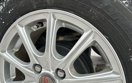 Toyota Vitz, 2012 год, 860 000 рублей, 9 фотография