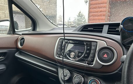 Toyota Vitz, 2012 год, 860 000 рублей, 15 фотография