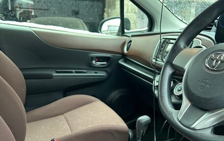 Toyota Vitz, 2012 год, 860 000 рублей, 16 фотография