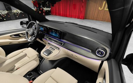 Mercedes-Benz V-Класс, 2025 год, 41 700 000 рублей, 16 фотография