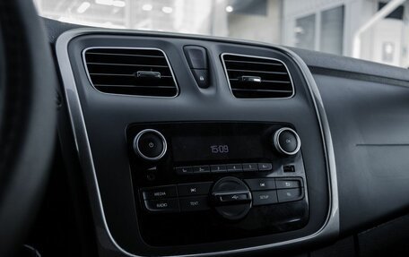 Renault Logan II, 2021 год, 1 000 000 рублей, 16 фотография