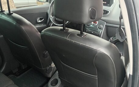 Renault Clio III, 2010 год, 550 000 рублей, 5 фотография