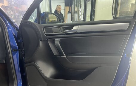 Volkswagen Touareg III, 2015 год, 3 350 000 рублей, 15 фотография