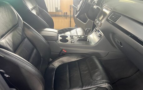 Volkswagen Touareg III, 2015 год, 3 350 000 рублей, 16 фотография