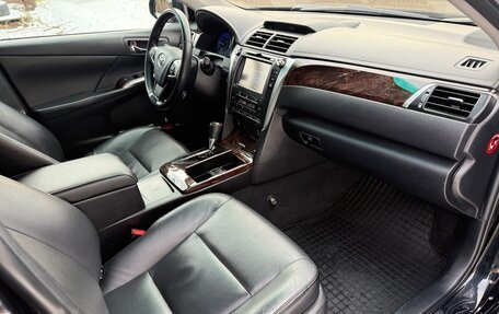 Toyota Camry, 2014 год, 1 950 000 рублей, 8 фотография