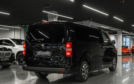 Peugeot Traveller I, 2018 год, 3 100 000 рублей, 6 фотография