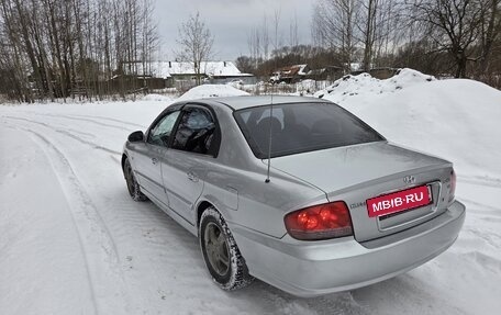 Hyundai Sonata IV рестайлинг, 2005 год, 365 000 рублей, 2 фотография