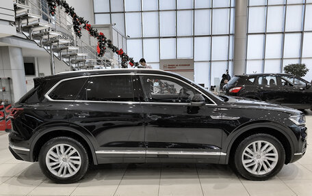 Volkswagen Touareg III, 2020 год, 4 950 000 рублей, 8 фотография