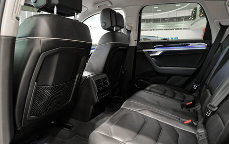 Volkswagen Touareg III, 2020 год, 4 950 000 рублей, 16 фотография