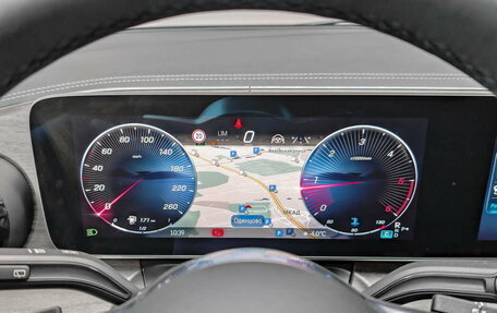 Mercedes-Benz V-Класс, 2024 год, 21 120 000 рублей, 3 фотография