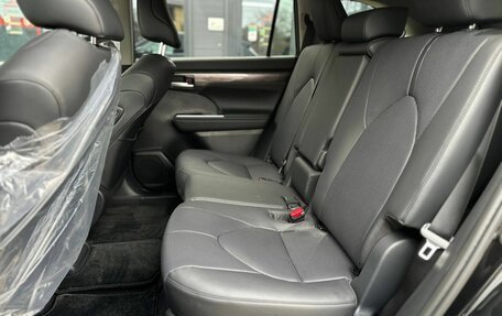 Toyota Highlander, 2025 год, 5 500 000 рублей, 20 фотография