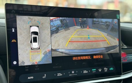 Toyota Highlander, 2025 год, 5 500 000 рублей, 30 фотография