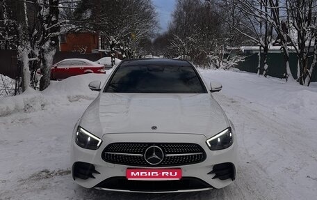 Mercedes-Benz E-Класс, 2020 год, 4 750 000 рублей, 1 фотография