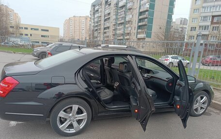 Mercedes-Benz S-Класс, 2012 год, 3 000 000 рублей, 3 фотография