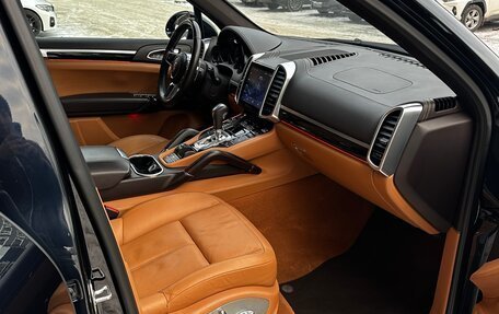 Porsche Cayenne III, 2015 год, 3 650 000 рублей, 10 фотография