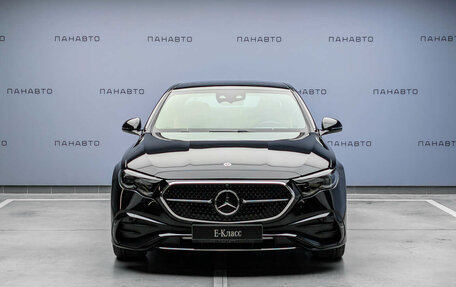 Mercedes-Benz E-Класс, 2025 год, 9 990 000 рублей, 2 фотография