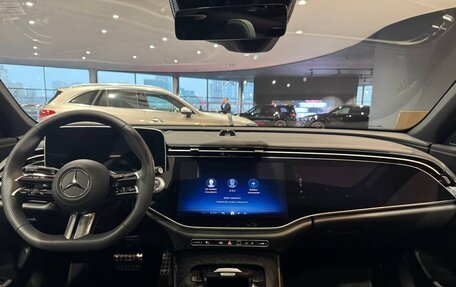 Mercedes-Benz E-Класс, 2025 год, 9 650 000 рублей, 4 фотография