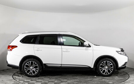 Mitsubishi Outlander III рестайлинг 3, 2017 год, 1 449 000 рублей, 4 фотография