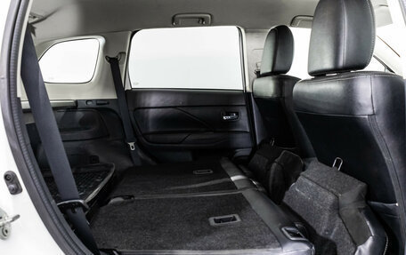 Mitsubishi Outlander III рестайлинг 3, 2017 год, 1 449 000 рублей, 20 фотография