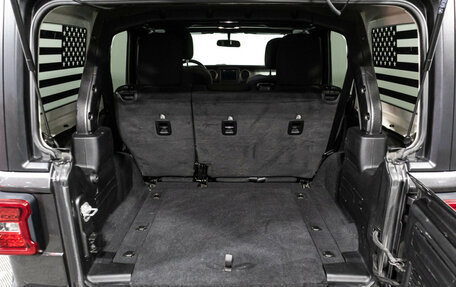 Jeep Wrangler, 2020 год, 5 900 000 рублей, 20 фотография