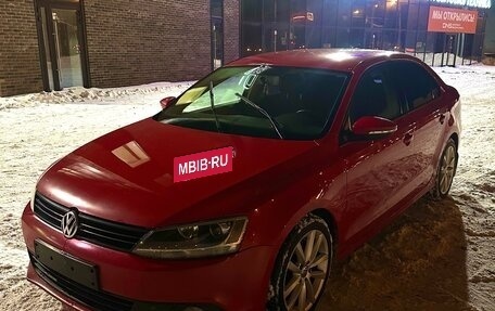 Volkswagen Jetta VI, 2011 год, 950 000 рублей, 2 фотография