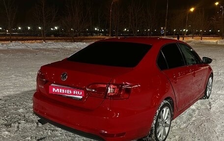 Volkswagen Jetta VI, 2011 год, 950 000 рублей, 6 фотография