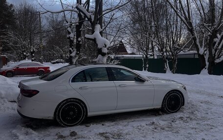 Mercedes-Benz E-Класс, 2020 год, 4 750 000 рублей, 15 фотография