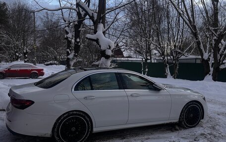 Mercedes-Benz E-Класс, 2020 год, 4 750 000 рублей, 16 фотография