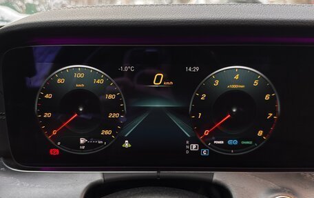 Mercedes-Benz E-Класс, 2020 год, 4 750 000 рублей, 14 фотография