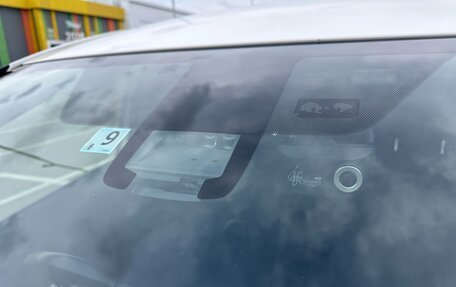 Toyota Sienta II, 2021 год, 1 950 000 рублей, 16 фотография