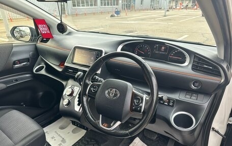 Toyota Sienta II, 2021 год, 1 950 000 рублей, 5 фотография