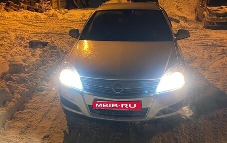 Opel Astra H, 2012 год, 690 000 рублей, 2 фотография