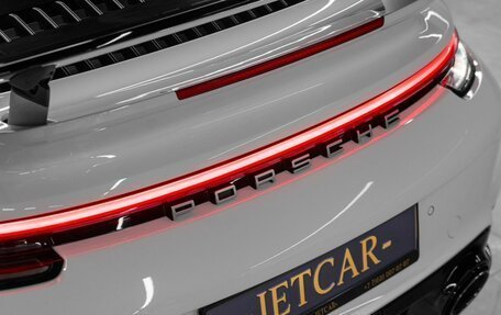 Porsche 911, 2021 год, 24 300 000 рублей, 14 фотография