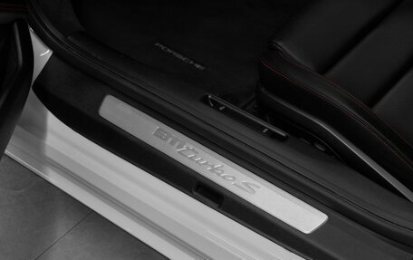 Porsche 911, 2021 год, 24 300 000 рублей, 20 фотография